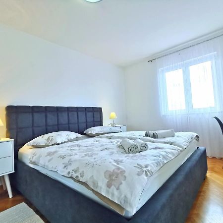 Apartments Doris Сплит Екстериор снимка